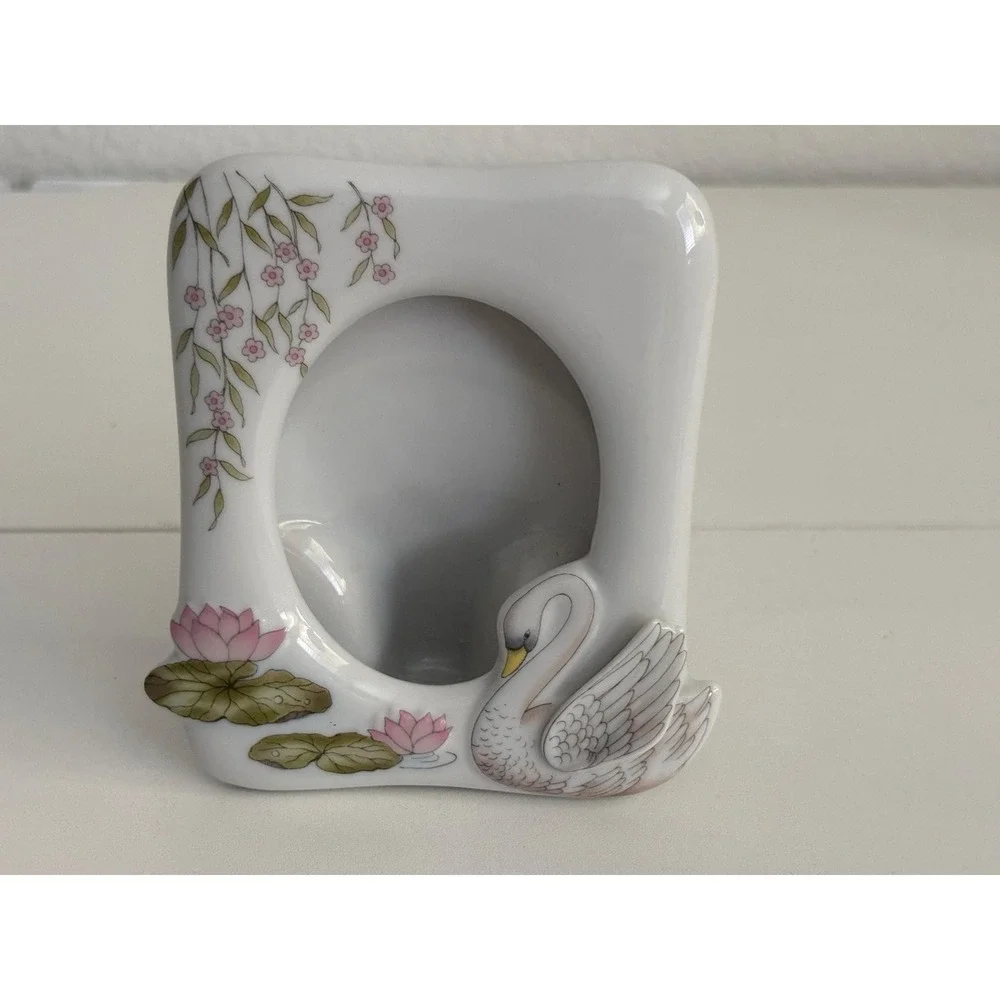 Vintage Japan Porcelain Swan Picture Frame
